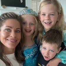 JJ is FIVE!!! 5️⃣🥹🎉 I truly don't know how this is possible but I'll save  the disbelief for a different day. JJ is my most thoughtful, sensitive, and  artistic child. She LOVES