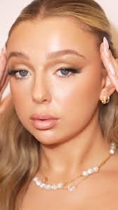 The most satisfying brow carve with our PH Carving Brush🤎✨ Shop now at  pinkhoney.co.uk