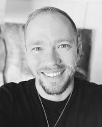 Derek Lemaster's Instagram, Twitter & Facebook