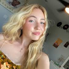 Audrey Hearn (@audrey.hearn.355) • Facebook, Connect with friends