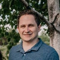 Scott Mckinzie's Instagram, Twitter & Facebook