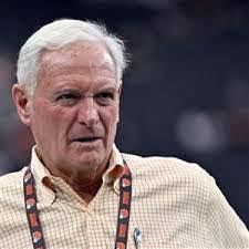 Aaron Avens's Instagram, Twitter & Facebook