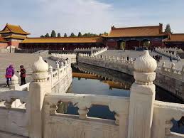 This is a monument that is part of the unesco heritage site and definitely calls the attention of a lot of people. Discover China A Travel Guide To The Red Dragon Of Asia Destinations Gulf News