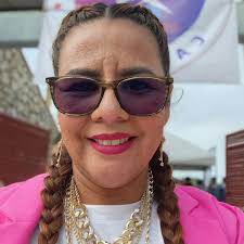 1 kg de lengua, 2 litros de leche y 1 estropajo! 😯⬇😱🤣😂👏 Miembros al  Aire JJ El Comediante.