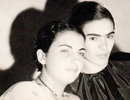 The following month, kahlo traveled to san francisco for medical treatment for back pain and a fungal infection on her hand. Cristina Kahlo La Hermana Traidora De Frida Cinco Noticias
