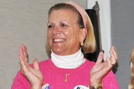 Webb not interested in seat; 6 others submit names