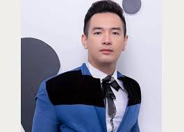 Từng 19 năm làm trưởng bộ phận y tế của đtqg hàn quốc, ông tới việt nam theo lời mời của hlv park và đã có rất nhiều thành công tại việt nam. Ccxdsby7 C8ggm