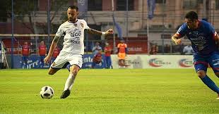 Bienvenidos a la web oficial centrocampista marcelo cañete, actualmente club guarani. Marcelo Canete Triste Por No Haber Conseguido Los Tres Puntos Fm Azul Y Oro