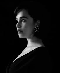 Pin By Farah Salem On Someone Like You Emilia Clarke Emilia Clarke Pics Portrait