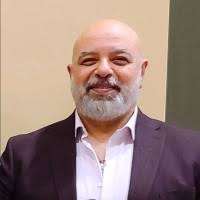 100+ perfiles de «Abdelmalak»