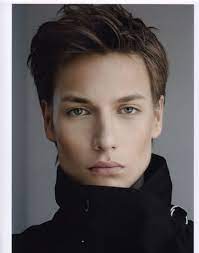 Male Models Who Are More Beautiful Than Female Models Page 9 The Fashion Spot Androgynous Haircut Androgynous Hair Androgynous Women