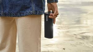 Sonos roam roam это компактная портативная колонка от sonos. Sonos Unveils Its Smallest Speaker To Date Newsabc Net