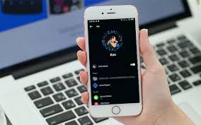Dark mode was slow to officially arrive on facebook, but it finally made it late last year. How To Enable Facebook Messenger Dark Mode On Android And Ios
