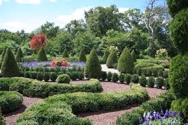 These are usually cut stone in the shape of rectangular bricks and lined up and placed tightly together. English Garden Design Hgtv