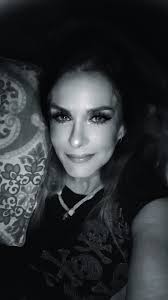 sisterhoodstrongertogether❤️ #countrygurl4life🤠 #timmcgraw #shesmyki...