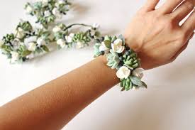 Pin Van Samantha Doman Op Coursage Corsage Bruiloft Corsage Bruids Boeketten
