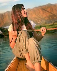 Mahira Sharma Officialmahirasharma Instagram Photos And Videos Photography Poses Women Cute Boy Photo Poses