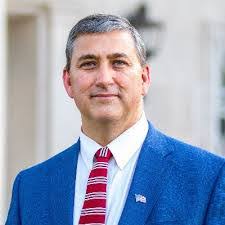 Brent Byers's Instagram, Twitter & Facebook