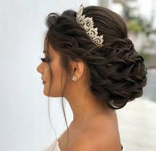 Learn about different hairstyles and g. 9 Reception Hairstyles For Indian Brides Candy Crow