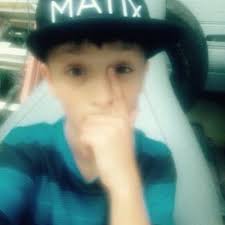 Ethan Everett (@EthanEverett7)