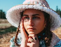 Hannah Baumhofer in Seattle, WA, USA :: Behance