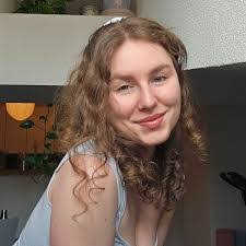 Edna Aviles's Instagram, Twitter & Facebook