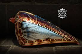 Black And Gold Motorcycle Paint Jobs Goldleaf Custom Motorcycle Paintjobs The Snake A Photo On Flickriver Motorcycle Painting Harley Davidson Dyna Super Glide Motorcycle Paint Jobs