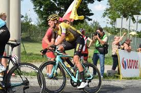 Taco van der hoorn won een etappe in de binckbank tour en wordt voornamelijk uitgespeeld in de klassiekers. Spierscheuring Taco Van Der Hoorn Door Aanrijding Tijdens Training Wielrennen Ad Nl