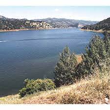 Lake Mcclure Sierra Nevada Mountains Lake Favorite Places
