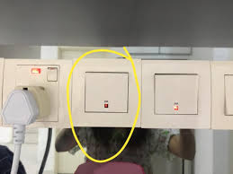 Pastikan semua komponen pemanas air sudah tersambung dan terpasang dengan benar agar tidak mudah bocor. Water Heater Switch With Red Light Indicator