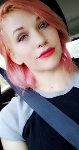 Amanda Enfinger's Instagram, Twitter & Facebook