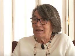 Julie Varela's Instagram, Twitter & Facebook