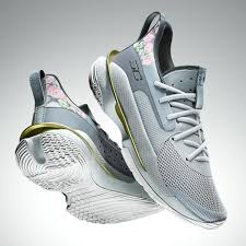 Is a publicly traded holding company for hibbett sporting goods, a full line sporting goods retailer headquartered in birmingham, alabama. Nike Kyrie 6 Black White Soar Dynamic Yellow Hibbett Sports