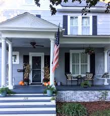 Let the brick sit for 10 minutes. How To Whitewash Exterior Brick In 3 Easy Steps Pallet And Pantry