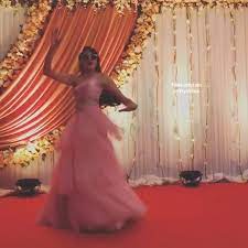 Bridesmaids Sangeet Performance Best Indian Wedding Songs Of Bollywood Video Video Indian Wedding Video Wedding Dance Songs Indian Wedding Songs