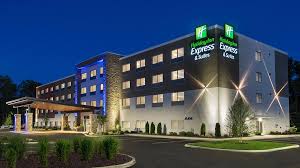 The holiday inn express on hilton head island is probably one of the island's best kept family secrets. Holiday Inn Express Suites Medina 124 1 5 5 Updated 2021 Prices Hotel Reviews Ohio Tripadvisor