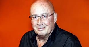 Daniël Dekker vertrekt na dertig jaar bij AVROTROS