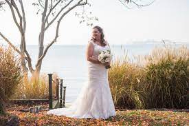 Indoor Fall Wedding At Chesapeake Bay Beach Club In Stevensville By Maryland Wedding Photog Indoor Fall Wedding Chesapeake Bay Beach Club Eastern Shore Wedding
