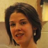 Jennifer Viau's Instagram, Twitter & Facebook