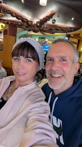 The only way to start the weekend.... at Moon Under Water Milton Keynes 😁  And what a week it's been..... happy Friday people 🥳 No food please, white  wine, lager or shots