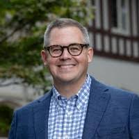 Maureen Barwick's Instagram, Twitter & Facebook