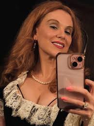 Fiona McGee (@fifibat) • Instagram photos and videos