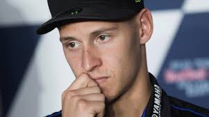 La acción de fabio quartararo en cataluña por la que una leyenda de motogp pidió bandera negra. Fabio Quartararo Pasara Por El Quirofano