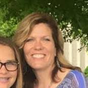 Jessica Claycomb's Instagram, Twitter & Facebook