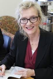 Capturing the inner life in the sparse, quiet stories of Pulizer-author  Elizabeth Strout. Check out my latest blog