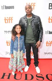 Dave chappelle's wife is a woman called elaine chappelle and she has often been described as the strongest elaine is now a housewife and is very dedicated to caring for her kids and her husband. Inside Dave Chappelle S Family Meet His Wife And 3 Kids Who Prefer To Avoid Fame