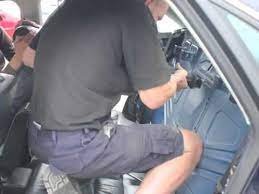 Seemed to read everything properly but i had a working key to begin with. How To Get The Keys Out When Locked In The Boot Of An Audi A4 Youtube