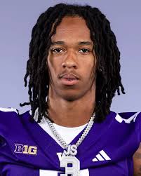 Jordan Shaw's Instagram, Twitter & Facebook