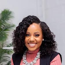 Danielle Mitchell's Instagram, Twitter & Facebook