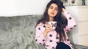 تُعتبر هذه من الشخصيات التي تحمل الجمال والروعة في الأعمال التي تقوم بها كونها تسعى من أجل عرض الأزياء والأمور الجماليّة التي تُشرف عليها، وحيثُ تقدمت بالكثير من الأعمال المهمة والجميلة التي اشتهرت بها. Ù…Ù† Ù‡ÙŠ Ø§Ø±ÙˆÙ‰ Ù†ØµØ± Ù…ÙˆØ³ÙˆØ¹Ø© Ù†Øª